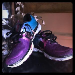 Brooks 8.5